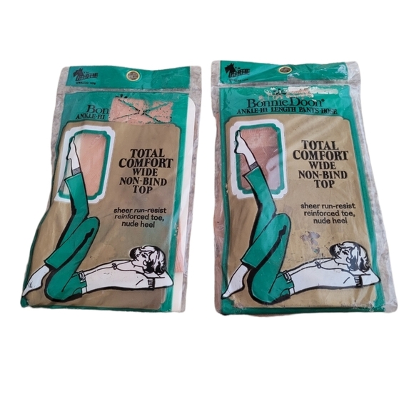 Vintage - 70's Bonnie Doon Ankle Nylon Stockings Set of 2 - Picture 1 of 4